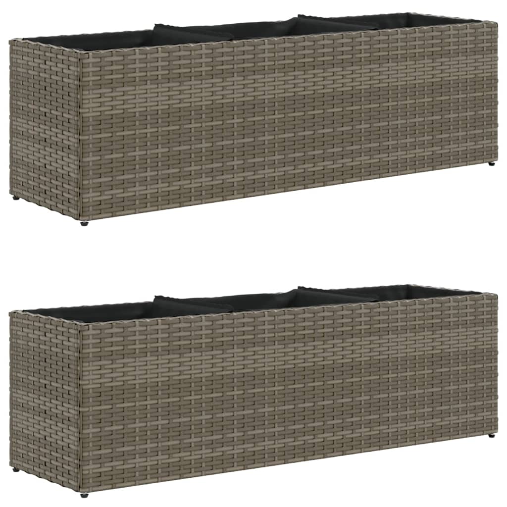 vidaXL Ζαρντινιέρα Κήπου Γκρι 105x30x32 εκ. Συνθ. Ρατάν με 3 Γλάστρες - Image 2